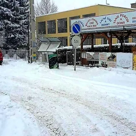 Grill Terasz étterem és 3*