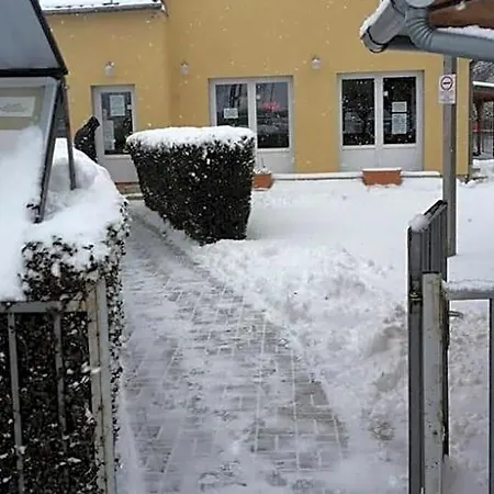 Grill Terasz étterem és 3*