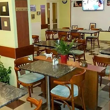 Grill Terasz étterem és