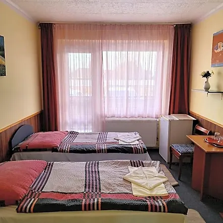 Bed & Breakfast Grill Terasz étterem és