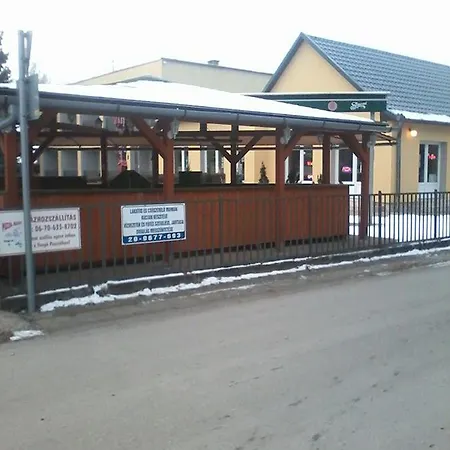 Grill Terasz Etterem Es Szallashely * Mezokovesd