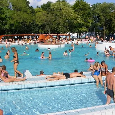 Grill Terasz étterem és 3* Mezőkövesd