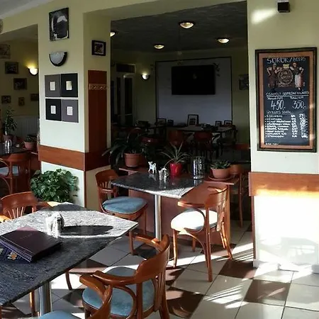 Grill Terasz Etterem Es Szallashely 3* Mezőkövesd