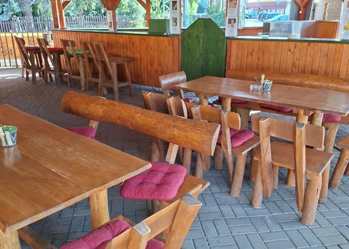Grill Terasz Etterem Es Szallashely B&B