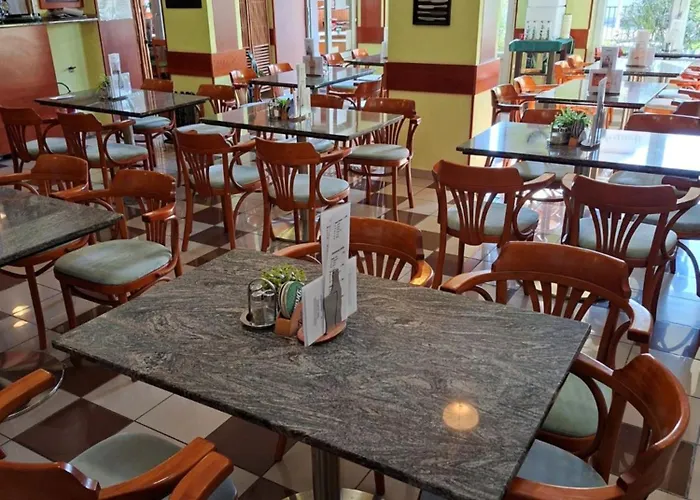 Grill Terasz Etterem Es Szallashely B&B