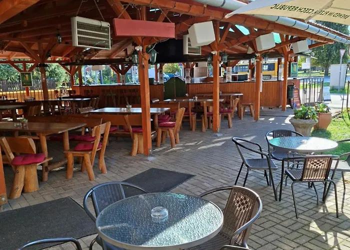 Grill Terasz Etterem Es Szallashely B&B
