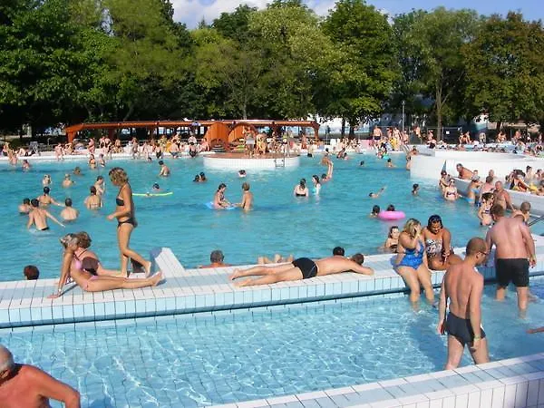 Grill Terasz Etterem Es Szallashely 3* Mezőkövesd